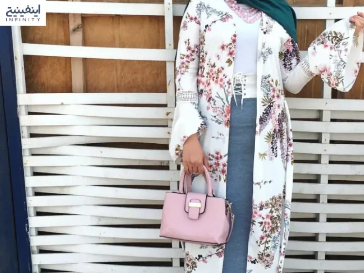 بهترین مدلهای مانتو تابستانی ۱۴۰۴ + نکات استایل و انتخاب پارچه